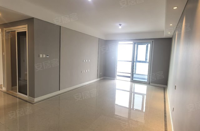 靖江龙馨园3室2厅117㎡99.8万二手房图片