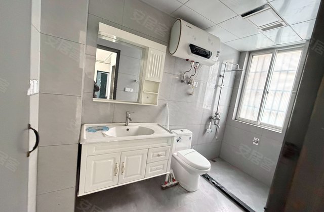 福臻小区3室2厅100㎡68万二手房图片