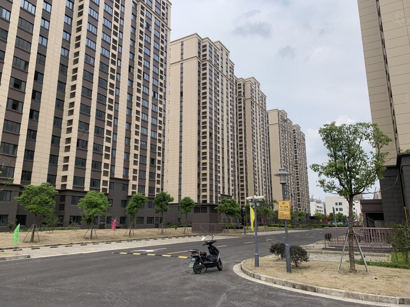 练祁佳城嘉盛园(三期) 