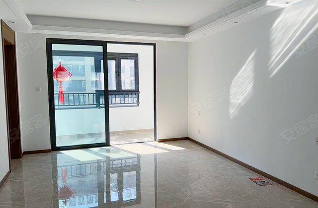 保利正荣堂悦花园4室2厅136㎡220万二手房图片