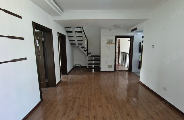 建南新村4室2厅120㎡13.8万二手房图片