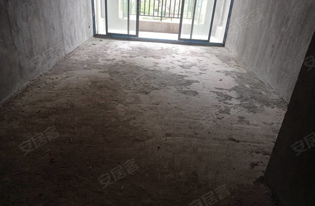 建鑫中央公馆(二期)3室2厅100㎡82万二手房图片