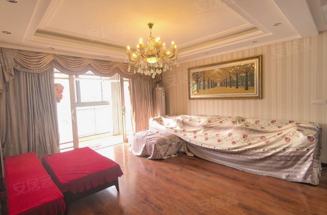 汇金国际3室2厅137㎡59.8万二手房图片