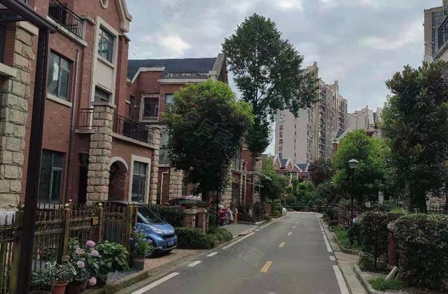 保利海上五月花(一期别墅)