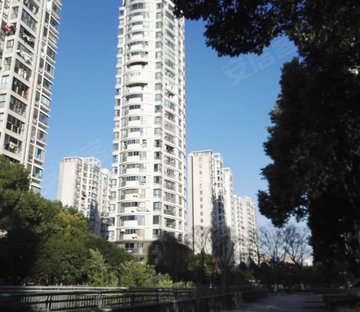 万源城逸郡