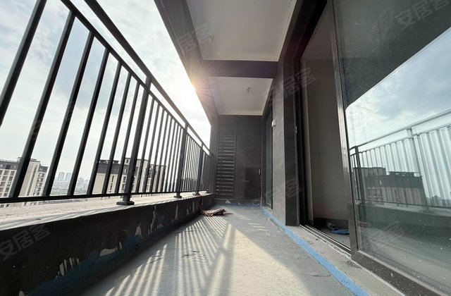 中南樾府3室2厅107㎡65万二手房图片