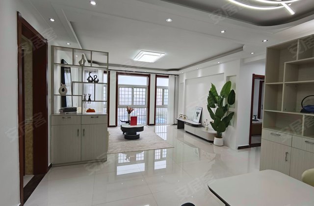 金座小区3室2厅130.76㎡58.5万二手房图片