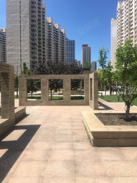 群力新城省公务员小区