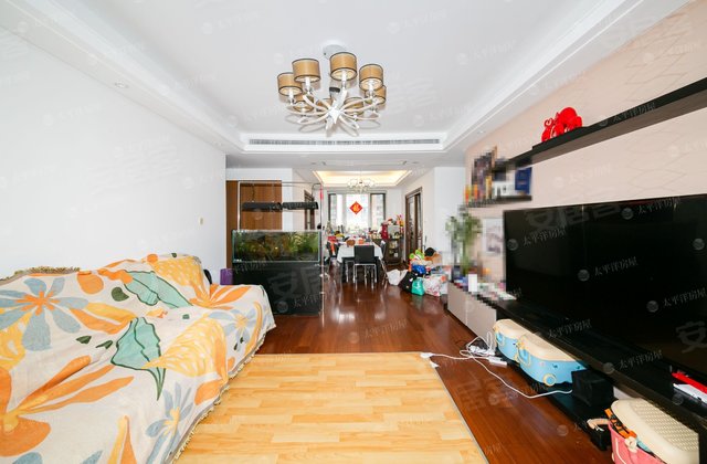 万科城花新园3室2厅108㎡828万二手房图片