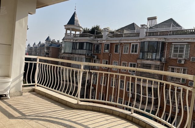 霞光山庄3室2厅130㎡48万二手房图片