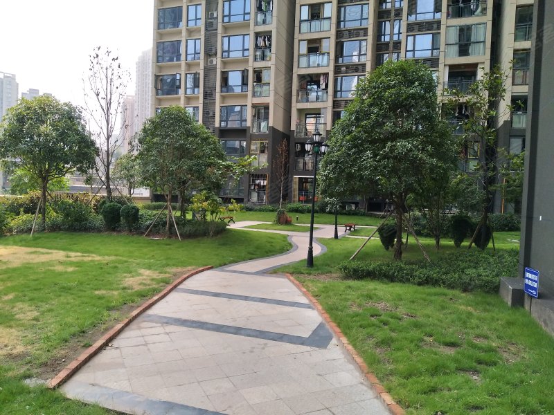 煌华晶萃城,建新南路21号-重庆煌华晶萃城二手房,租房,房价-重庆安居