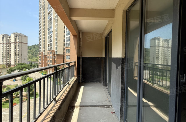 凯里未来城3室2厅94㎡38.8万二手房图片