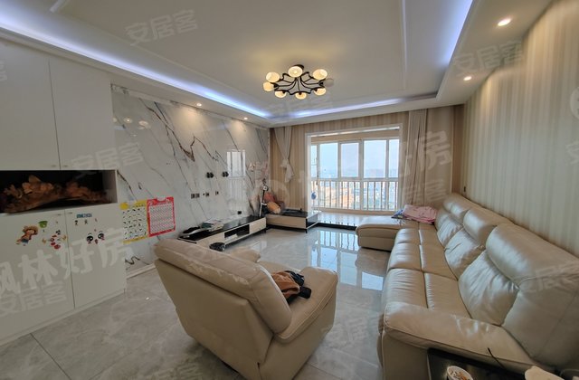 铜锣湾小区3室2厅135㎡120万二手房图片