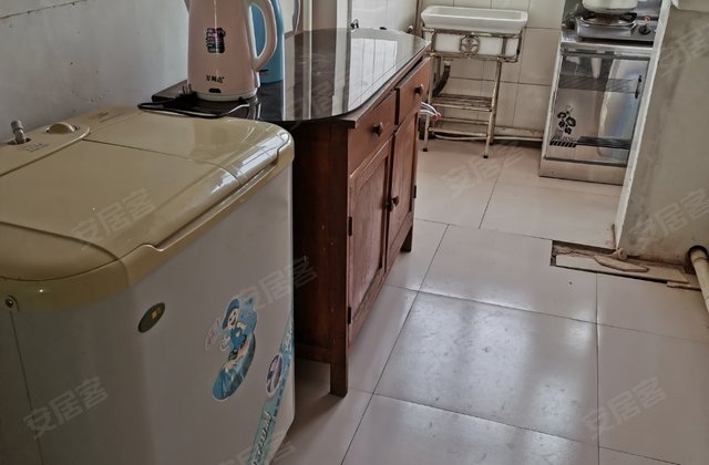 华苑第二小区3室1厅62.5㎡32万二手房图片