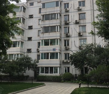 天坛公园东门,鸿运花园南北通透两居,高楼层采光棒