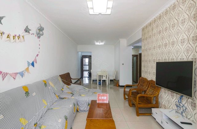 龙光城南四期3室2厅89.29㎡78万二手房图片