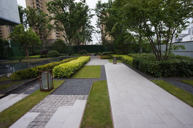 世茂云图花园,三里岗路与宝平路交汇处 - 镇江世茂云图花园二手房