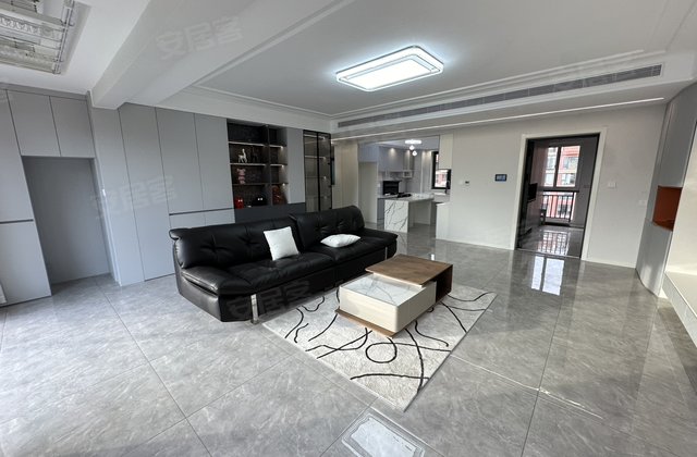 财信保利名著3室2厅129.27㎡139.8万二手房图片