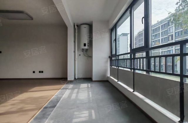 御临河3室2厅146㎡105万二手房图片