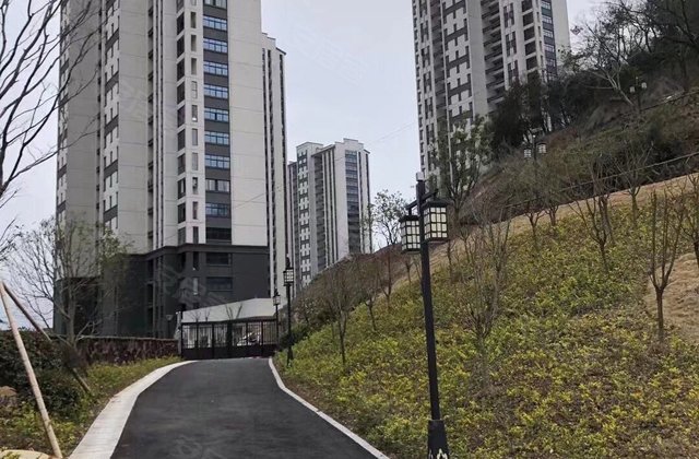 明德园2室1厅75㎡95.8万二手房图片