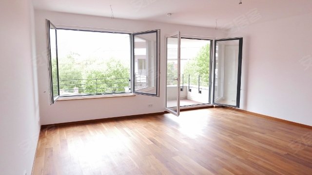 德国柏林约¥371万Bright new build-2 room apartment with balcony in二手房公寓图片