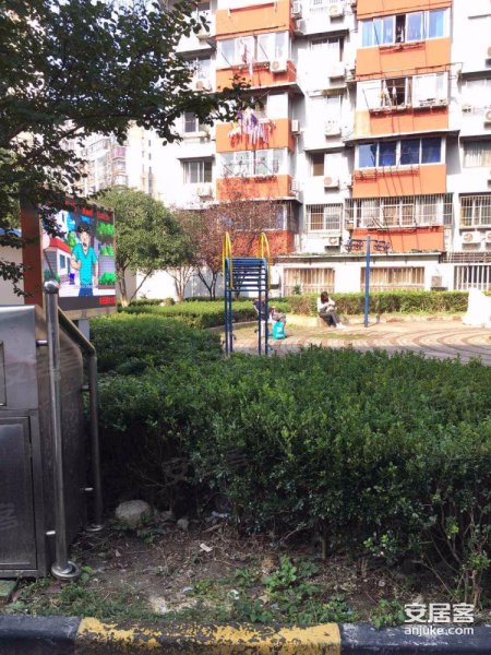 塔城路666弄小区 