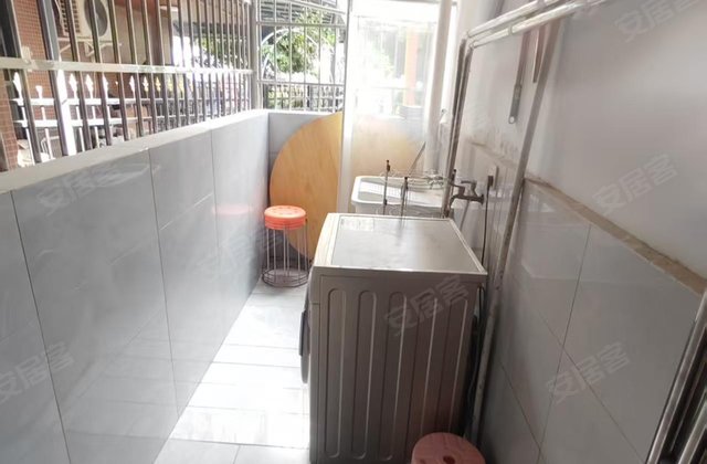 塞纳国际4室3厅180㎡58.8万二手房图片