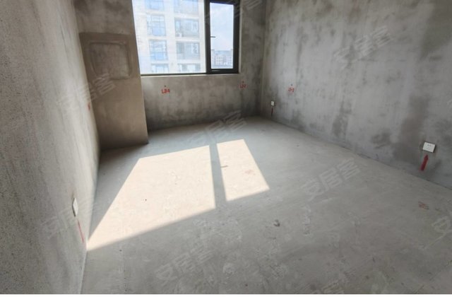 张村雅苑3室2厅96㎡56.8万二手房图片