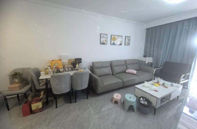 弘峰华庭2室2厅88㎡76.8万二手房图片