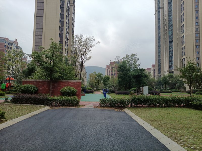 湖山壹品(商住楼)