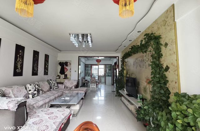 同心苑小区3室2厅1卫118㎡南北58万