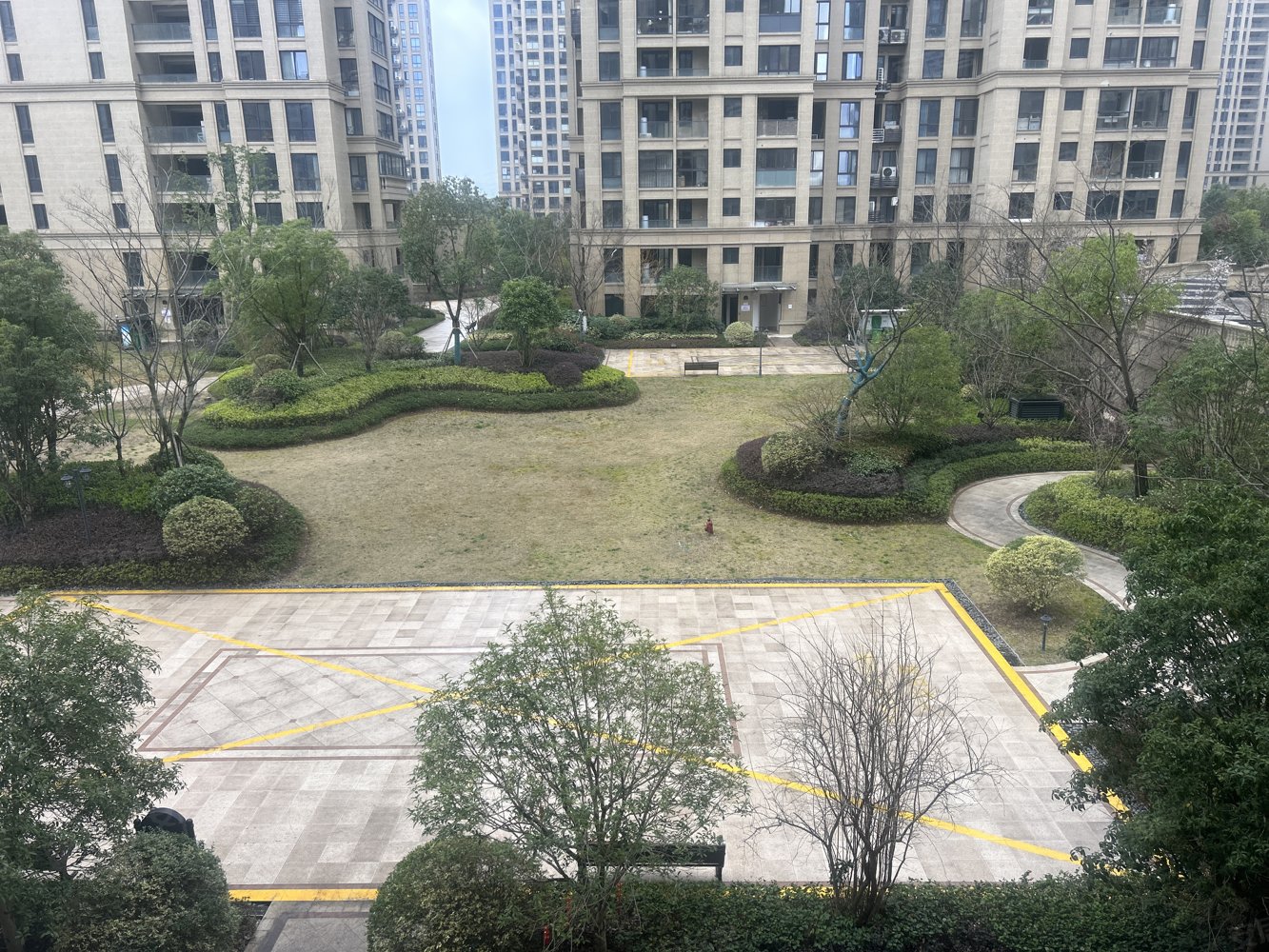 金昌白鹭金湾128平方实际使用面积140多平方三房朝南