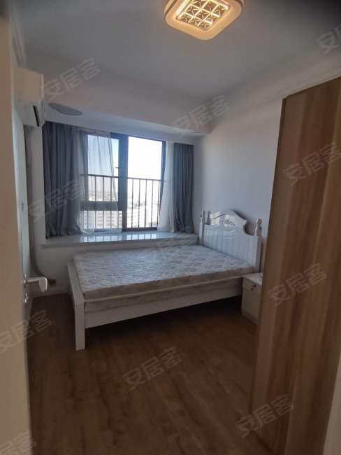 业主急卖  业主急卖  观澜苑三室两厅两卫  73万带车位