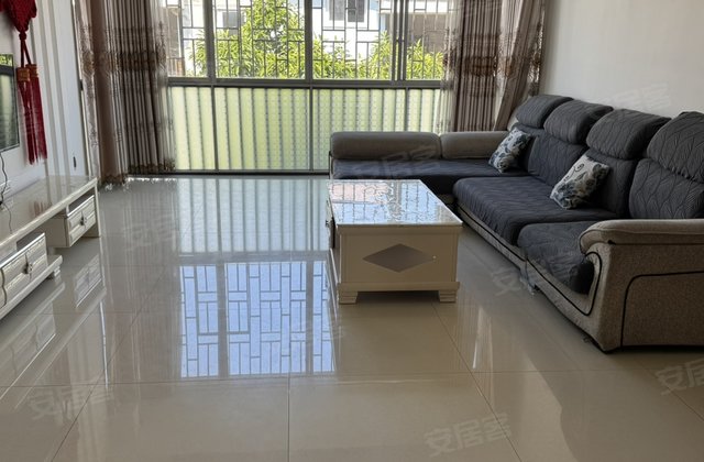 嘉豪华盛苑3室2厅126.65㎡39万二手房图片