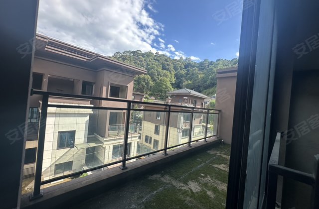 香山美墅5室3厅250㎡138万二手房图片