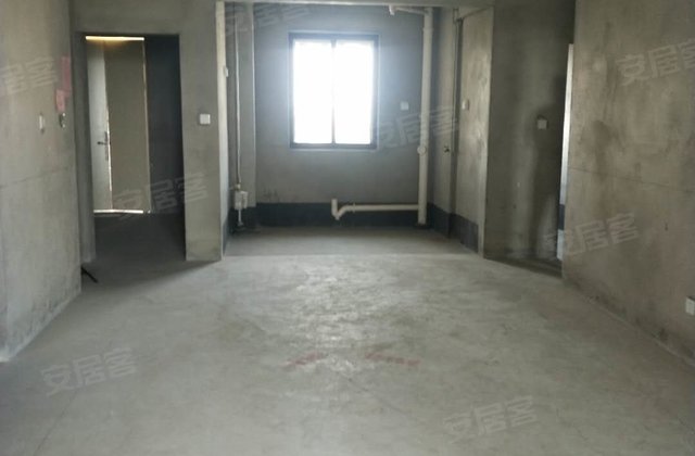 西子诚园4室2厅134.1㎡160万二手房图片