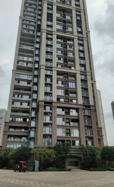 恒大天府半岛四期4室2厅2卫