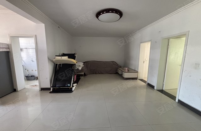 佳缘小区3室2厅140㎡35.8万二手房图片