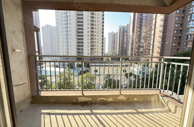 嘉业城市花园(3期)3室2厅124㎡66万二手房图片