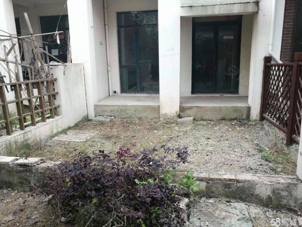 国际华城(别墅)11号线花桥站旁的小区性价比高联排送地下室