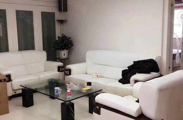 天成小区(二期)4室2厅155㎡188万二手房图片