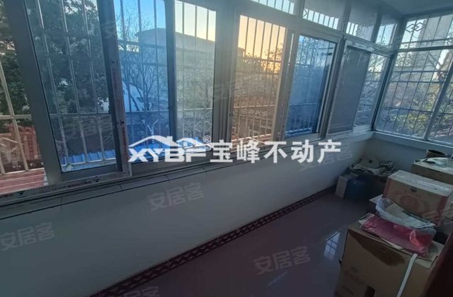 石油公司家属院(前进村)5室2厅115.79㎡68万二手房图片