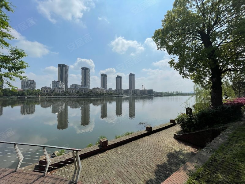 堤亚纳湾(别墅)