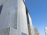 广场,正常开发复试,物业好,两房空间都很大,楼下高铁口,正商国际大厦