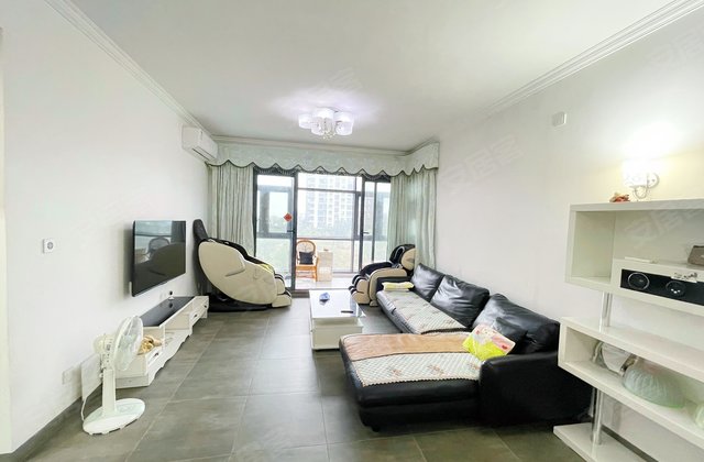 泰达天海国际三期3室2厅93.7㎡205万二手房图片