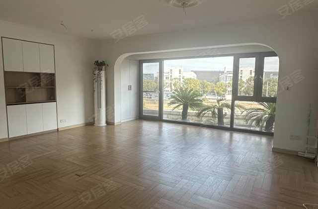 荣正金域兰庭3室2厅121.7㎡164万二手房图片