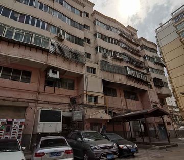 兰化三中四小,大三室好楼层,南北通透拎包入住,高性价比急急急