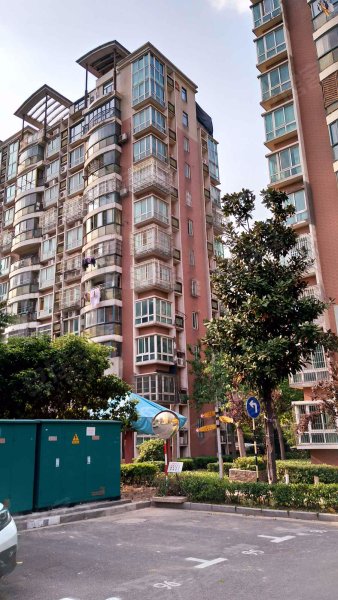 旭日华庭比华利园区