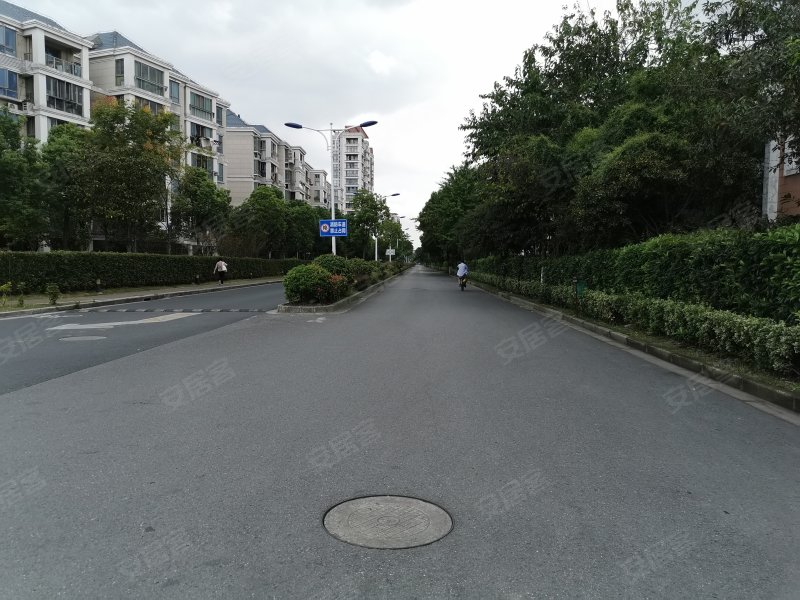 锦秋花园(公寓住宅)