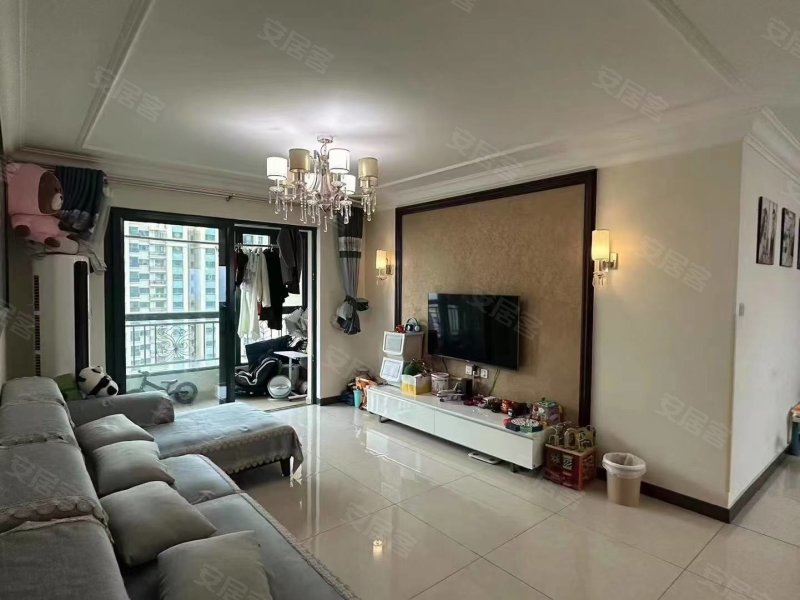 恒大城140平精装修带车位三室两厅两卫南北通透老本